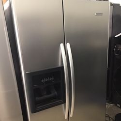 Refrigerator Kitchen Aid 