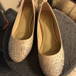 flat bling bling gold colored shoes