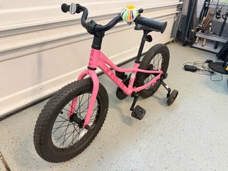 Trek Precaliber 16 Kids Bike (with detachable Training Wheels)