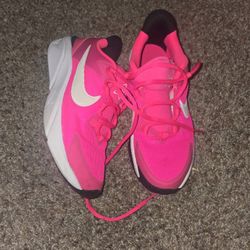 GIRLS NIKE SIZE 5Y