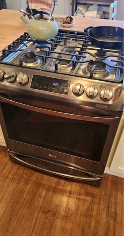 LG Gas Range