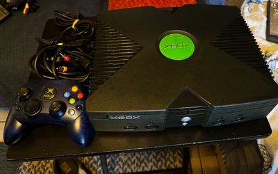Original Xbox console obo $135 obo