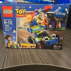LEGO Toy Story 7590 Woody and Buzz to the Rescue