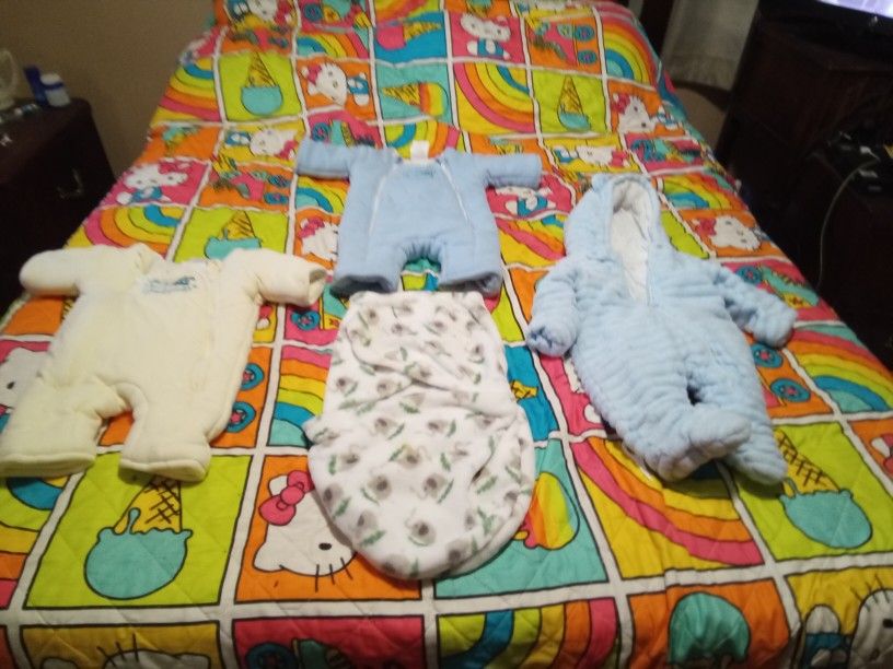 Baby Boys Onesies Lot Of 4 Different Sizes 