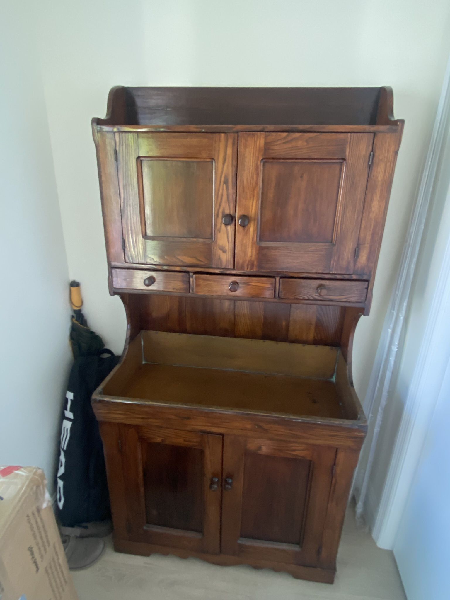 Antique Cabinet/Hutch
