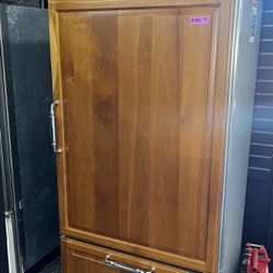 Subzero Panel Ready Bottom Freezer 36” Built In Refrigerator 