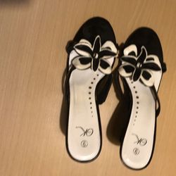WOMEN SHOES SIZE 9B BLACK WHITE PATENT LEATHER