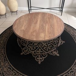 Wooden Round Table 