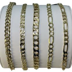 Assorted 14kt Yellow Gold Bracelets 