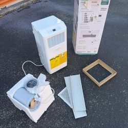 Hisense 5000 BTU DOE 115-Volt Vented Small Room Portable Air Conditioner Remote Included