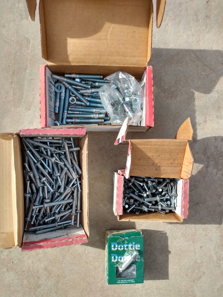 Red Head Concrete Anchors for Sale in Fort Bliss, TX OfferUp