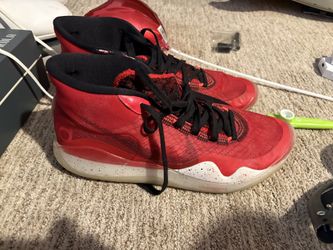 Adidas Men’s Basketball Shoes