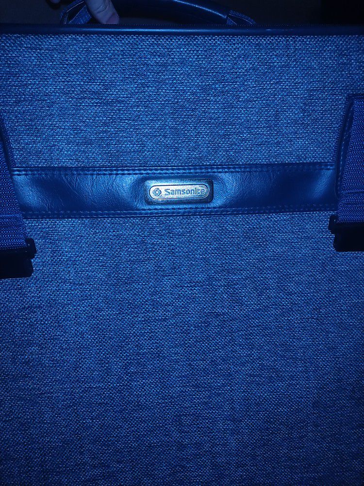 Samsonite Suitcase Bag Wit Wheels