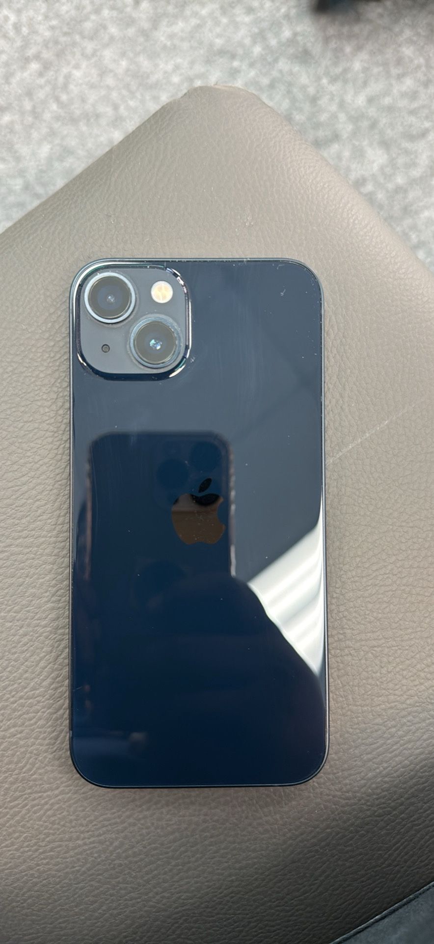 Selling Out iPhone 13