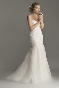 Custom wedding dresses