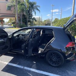 2017 Volkswagen Golf TSI S