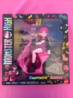 Monster High Draculaura Vamptastic Scooter