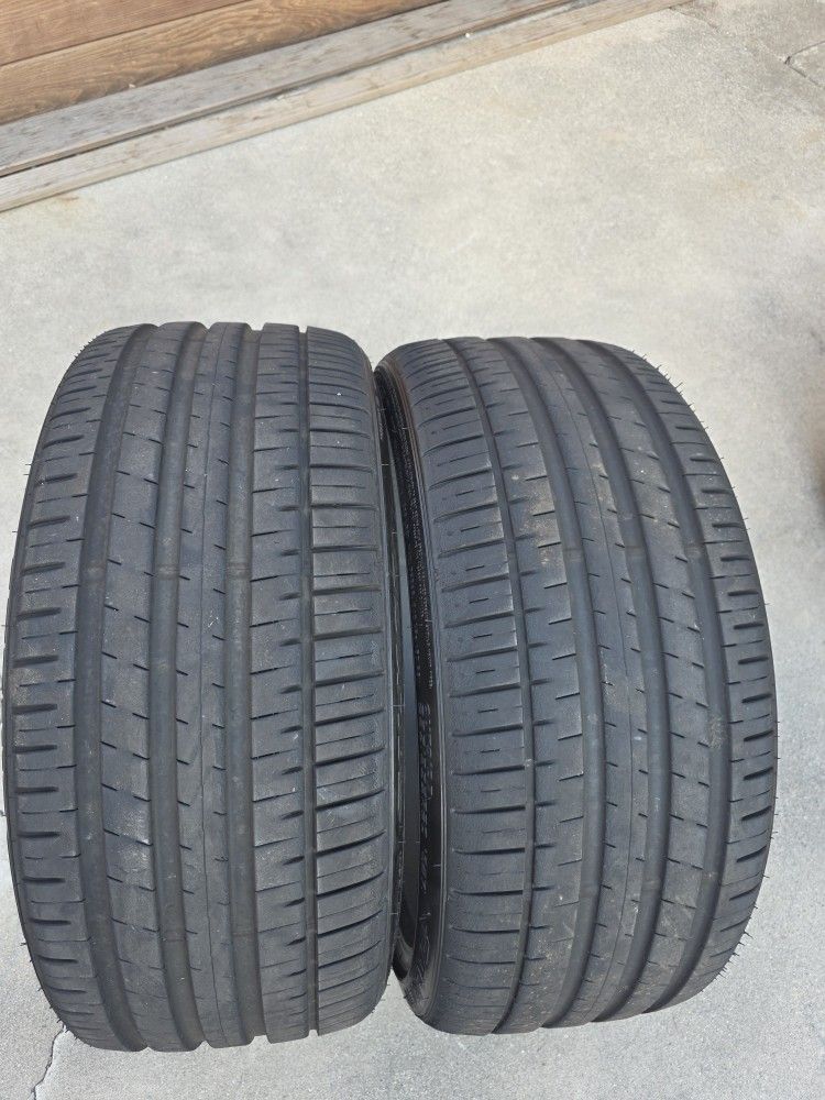 Falken FK510 Summer Tires 235/35R20 Tread 8+/9mm
