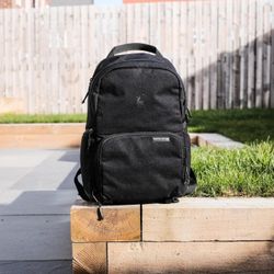 Brevite Jumper Backpack / Camera Bag