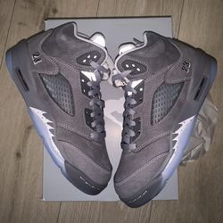 Jordan 5 Retro Wolf Grey Size: 5y