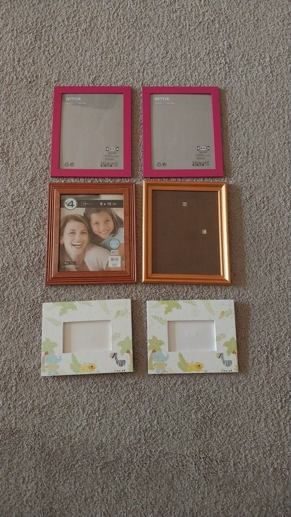 6 Beautiful Pictures Frames  ( Price For All ) 