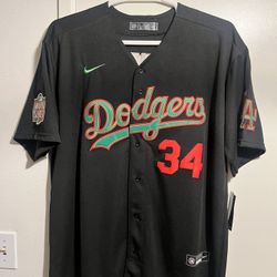 Brand “NEW” Fernando Valenzuela XL #34 Jersey. 