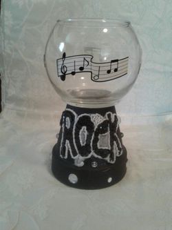 Rocking candy dish