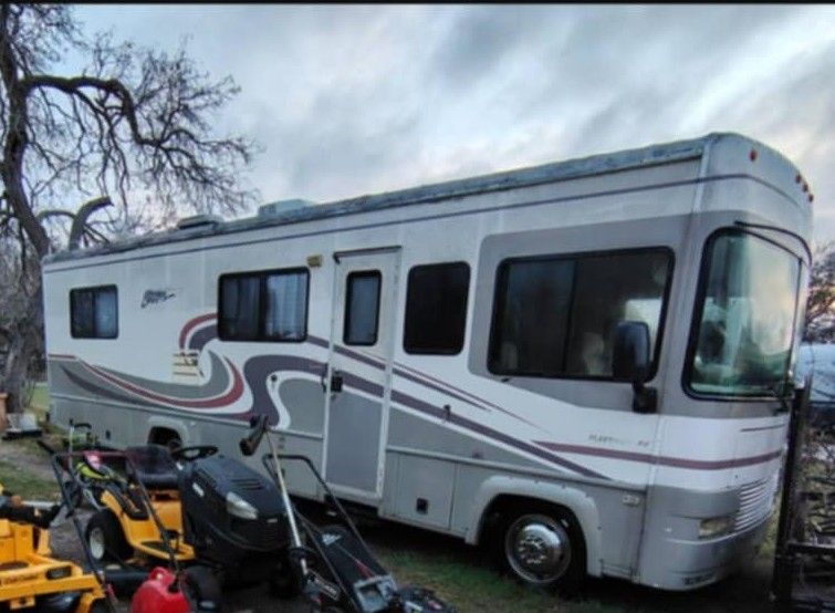 2001 Motorhome With Clear Title 