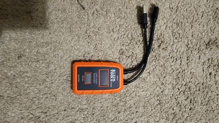 Klein Tools ET920 Digital Meter USB-A and USB-C