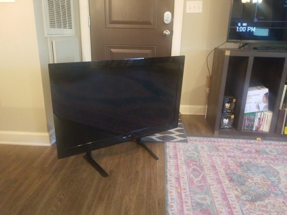 40'' HD TV With Remote