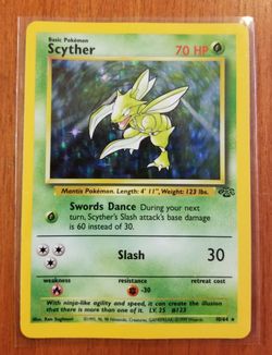 Scyther holographic Pokemon card