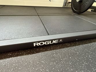 Rogue Fitness Deadlift Platform MINT condition