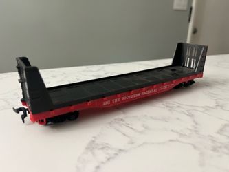 HO Scale Bulkhead Flatcar Train Car
