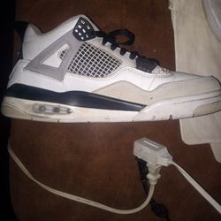 Air Jordan 4s 