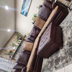 Huge Sofa Sectional Couch With Ottoman 100% Real Leather In Very Good Condition 🚚🎈♥️ 🚛 FREE DELIVERY 🚚 ♥️💕🎈