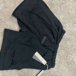 Black Essential Shorts Size Medium New 