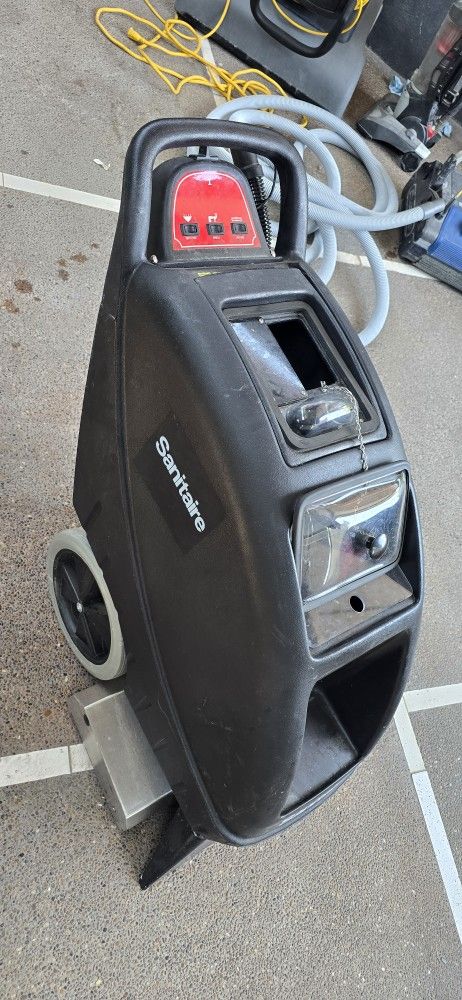 Sanitaire Carpet Extractor