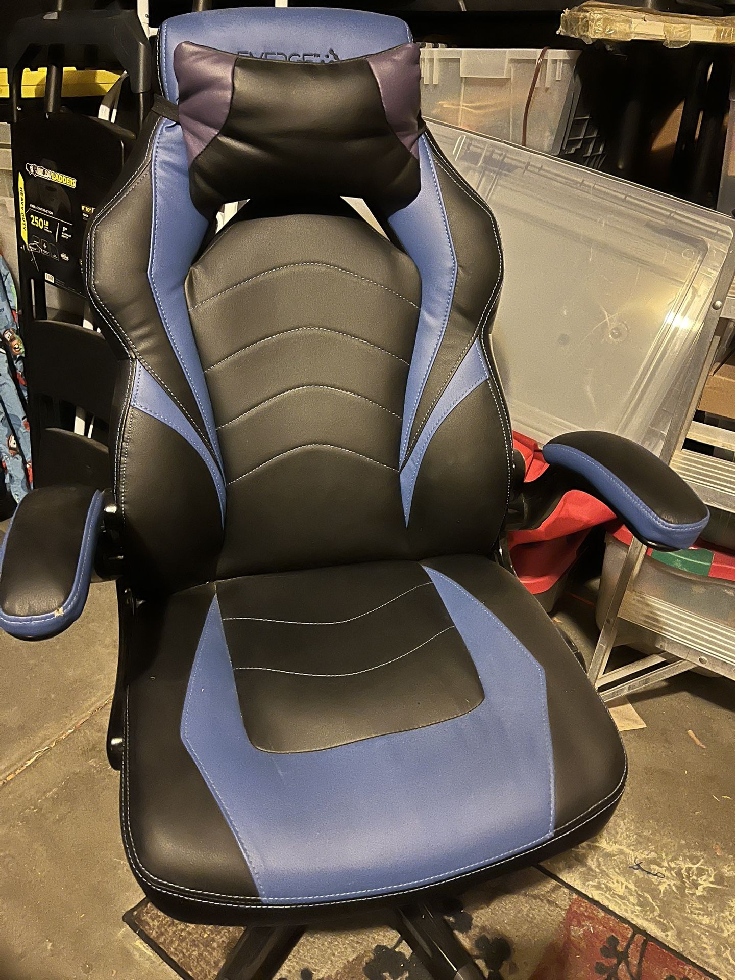 Gaming Chair Emerge Brand