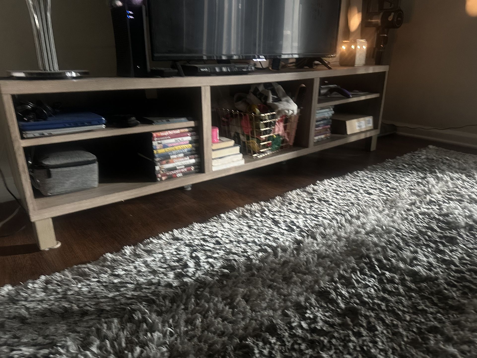 Tv Stand 