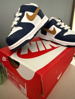 Baby shoes