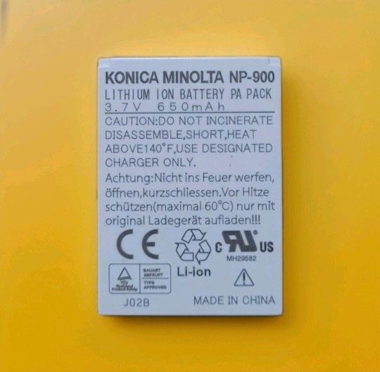 Genuine Original Minolta NP-900 / Li-80B Battery for Olympus T-100 T110 T100.
