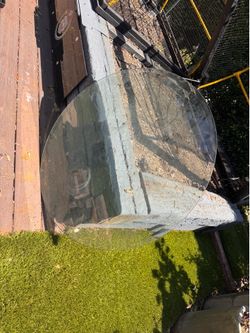 Free round glass table top 36in diameter