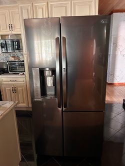 Lg refrigerator