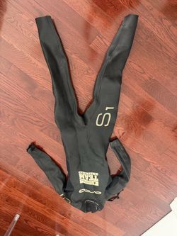 Wet suit
