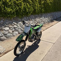 2023 Kawasaki Klx 140