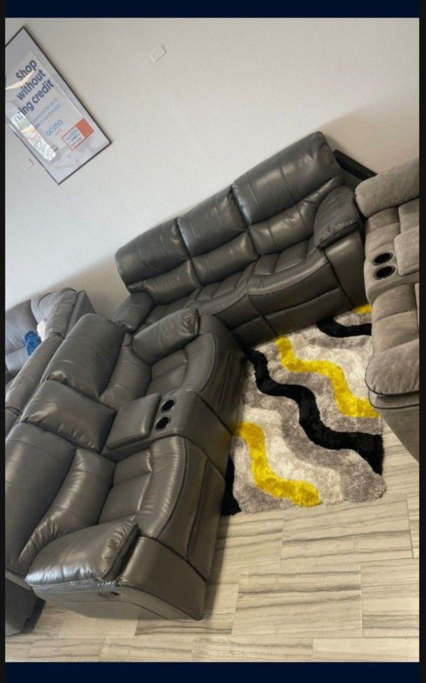 *Fantastic Deal!!!*---Sophisticated Madrid Gray Leather Reclining Sofa/Loveseat Sets---Delivery And Financing Available🤠