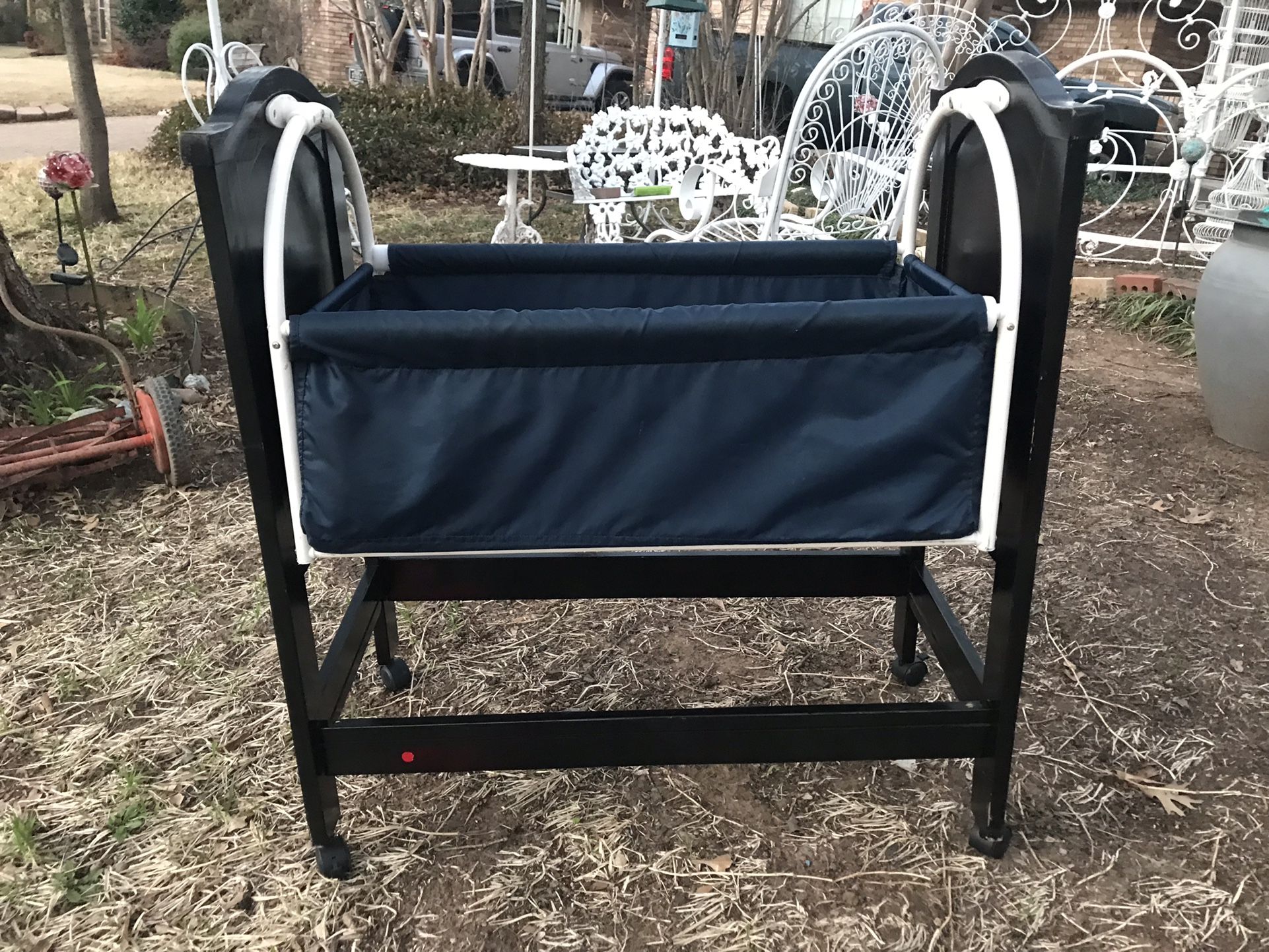 Extra Nice Eddie Bauer Wooden Baby Cradle
