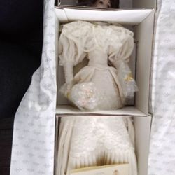 New Lenox Victorian Bride doll