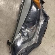 2016 TOYOTA COROLLA DRIVER SIDE HEADLIGHT