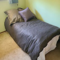Free Twin Size Pillow Top Bed Set Free